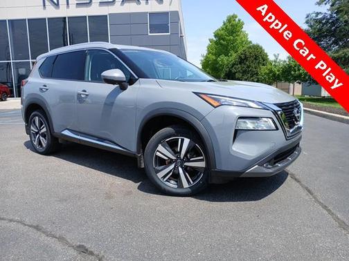 2022 Nissan Rogue SL