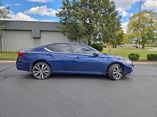 2021 Nissan Altima SR Intelligent AWD