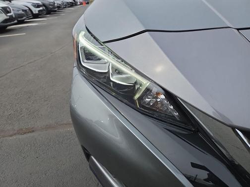 2022 Nissan Leaf SL PLUS 62 kWh