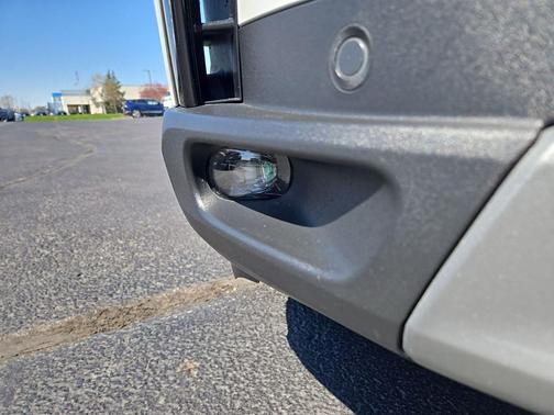 White 2025 Honda Pilot TrailSport