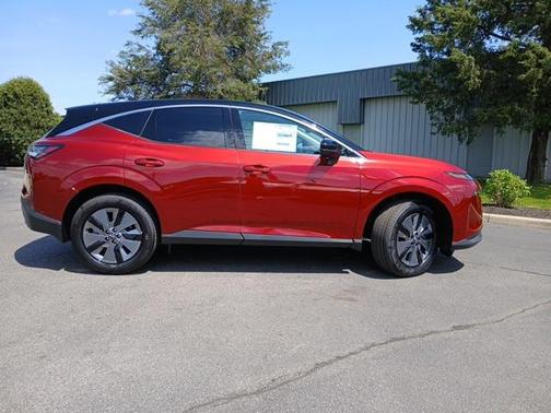2025 Nissan Murano SL