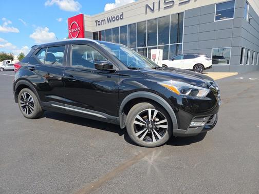 2020 Nissan Kicks SR