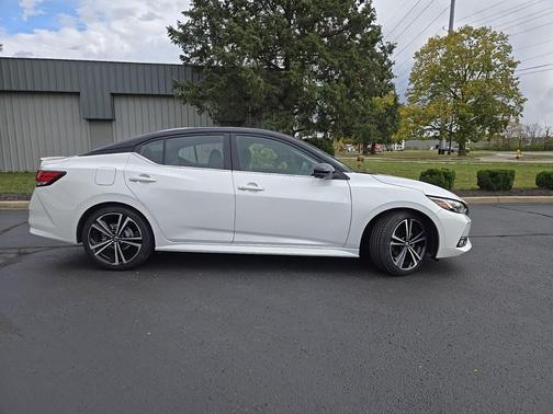2022 Nissan Sentra SR