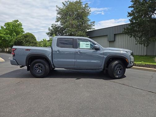 Boulder Gray Pearl 2026 Nissan Frontier PRO-4X