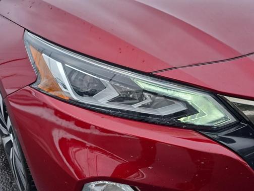 2021 Nissan Altima SR Intelligent AWD