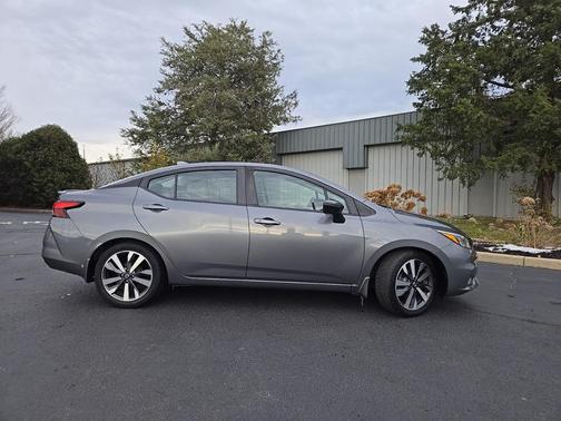 2020 Nissan Versa 1.6 S