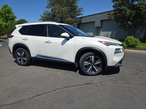 2021 Nissan Rogue SL