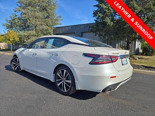 2023 Nissan Maxima SL