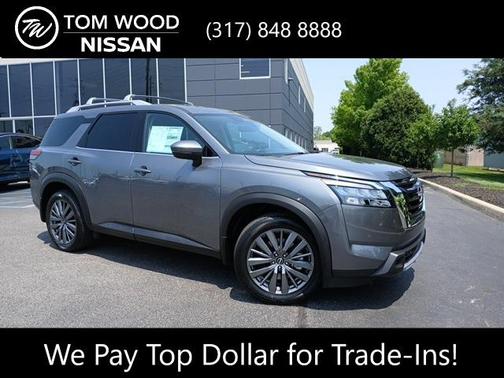 2025 Nissan Pathfinder SL