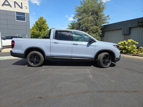 2023 Honda Ridgeline Black