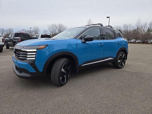 2026 Nissan Kicks SR