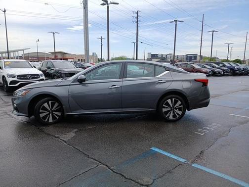 2021 Nissan Altima 2.5 SL