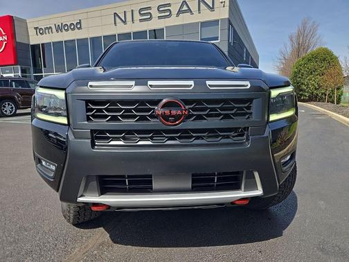 Super Black 2026 Nissan Frontier PRO-4X