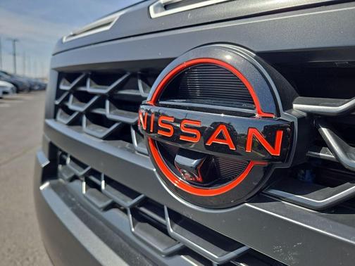 Super Black 2026 Nissan Frontier PRO-4X