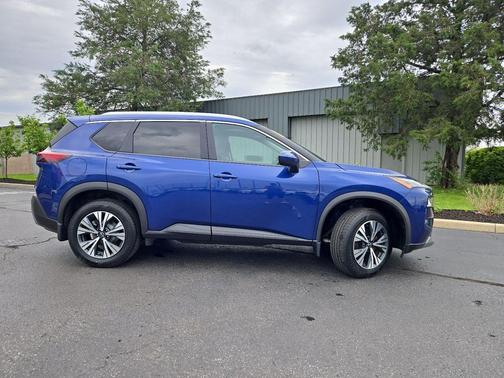 Caspian Blue Metallic 2023 Nissan Rogue SV