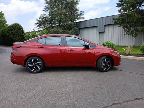 2025 Nissan Versa 1.6 S
