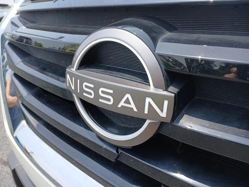 2022 Nissan Pathfinder SV 4WD
