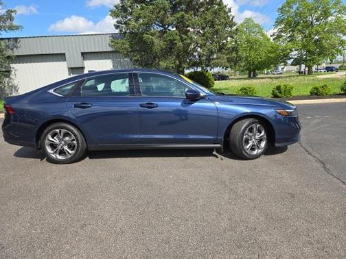 2023 Honda Accord EX 1.5T