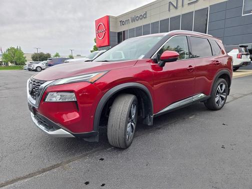 Scarlet Ember Tintcoat 2023 Nissan Rogue Platinum