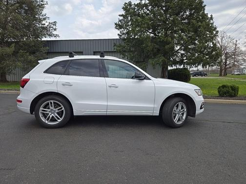 2015 Audi Q5 2.0T Premium Plus