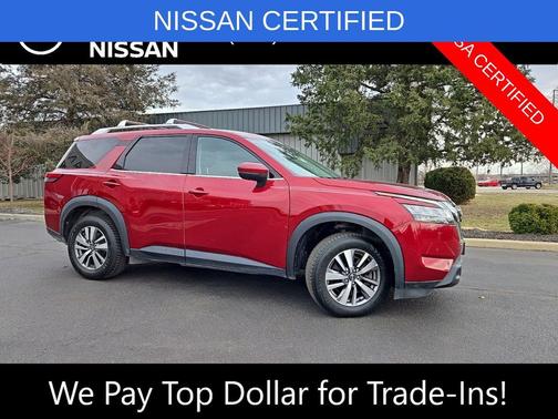 2023 Nissan Pathfinder SL 4WD