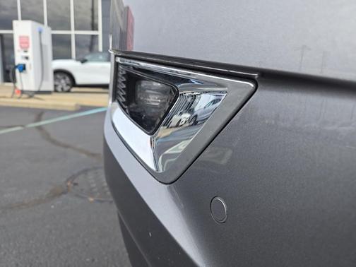 2024 Nissan Armada SL 4WD