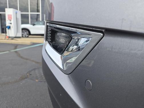 2024 Nissan Armada SL 4WD