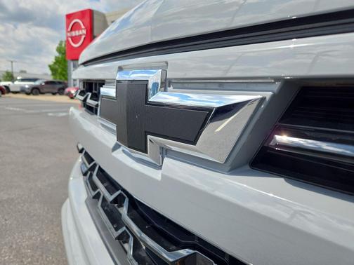Slate Gray Metallic 2024 Chevrolet Silverado 1500 RST