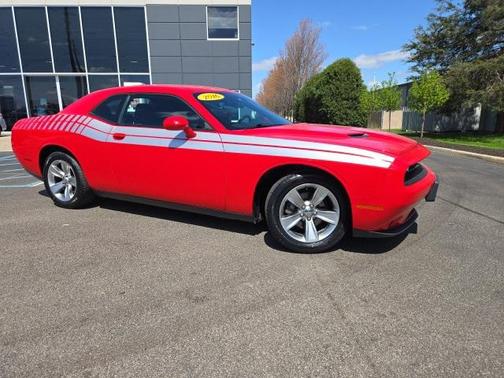 2016 Dodge Challenger SXT