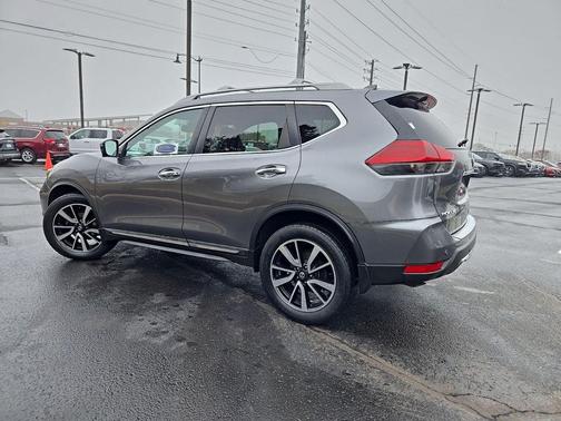 2020 Nissan Rogue SL