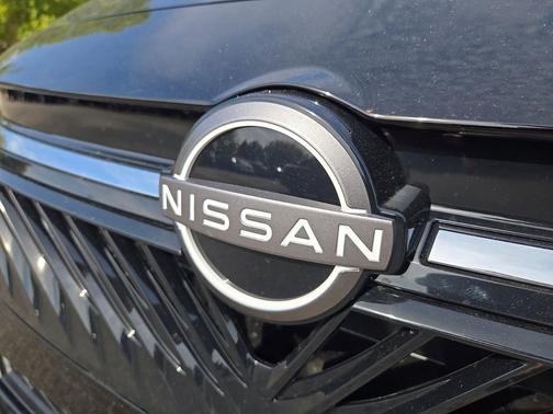 Super Black 2027 Nissan Sentra SV