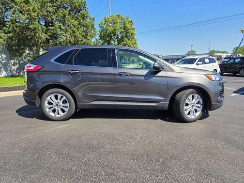 Magnetic 2020 Ford Edge Titanium
