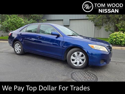 Blue Ribbon Metallic 2010 Toyota Camry LE