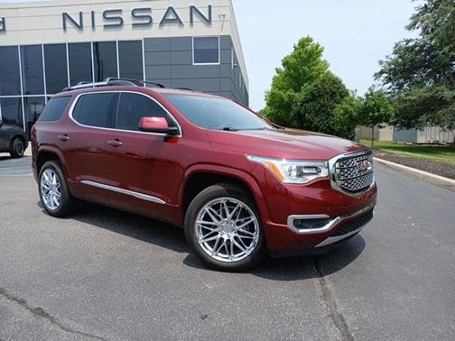 2017 GMC Acadia Denali