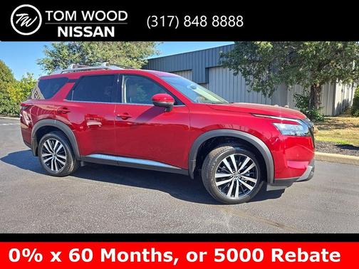 2025 Nissan Pathfinder Platinum