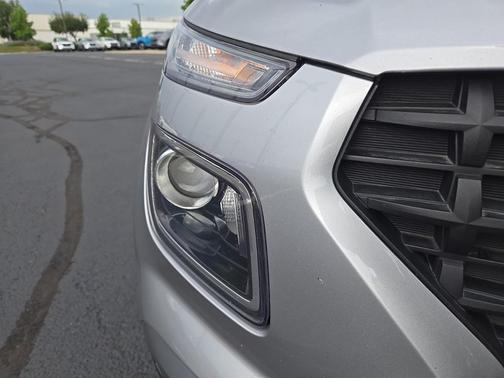 2024 Hyundai VENUE SE
