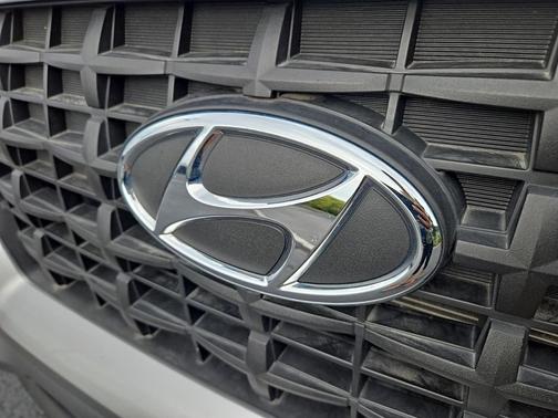 2024 Hyundai VENUE SE