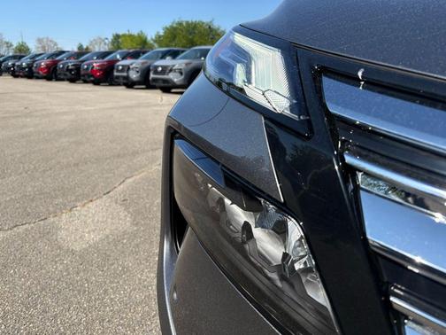 Gun Metallic 2026 Nissan Rogue Platinum