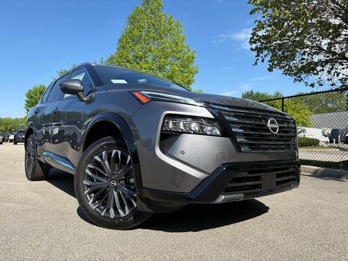 Gun Metallic 2026 Nissan Rogue Platinum