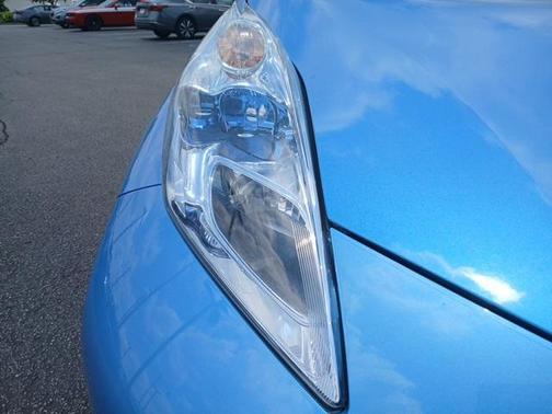 2012 Nissan Leaf SL