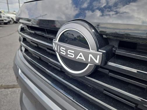 Gun Metallic 2026 Nissan Kicks SV