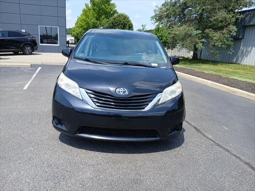 2016 Toyota Sienna SE