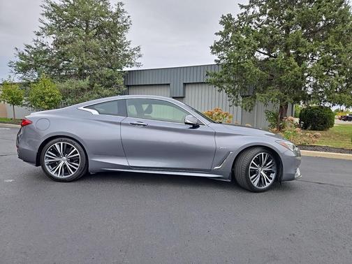 2017 INFINITI Q60 3.0T Premium