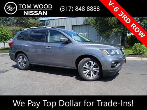 2019 Nissan Pathfinder SV