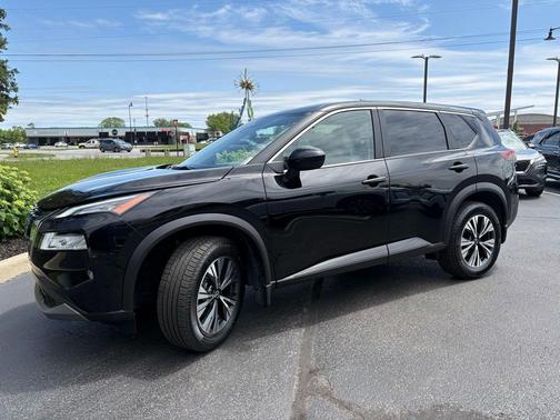 Super Black 2023 Nissan Rogue SV
