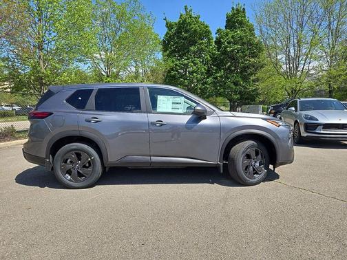 Gun Metallic 2026 Nissan Rogue SV