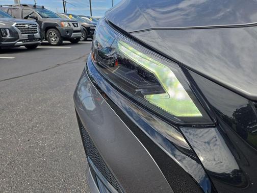 Gun Metallic/Super Black 2026 Nissan Altima 2.5 SR