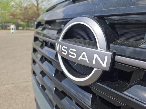 Baltic Teal 2026 Nissan Pathfinder SL