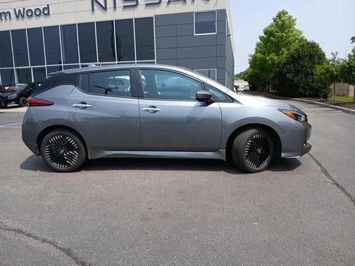 2023 Nissan Leaf SV PLUS 60 kWh