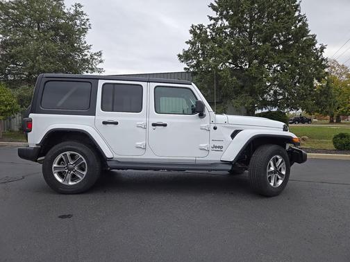 2021 Jeep Wrangler Unlimited Sahara